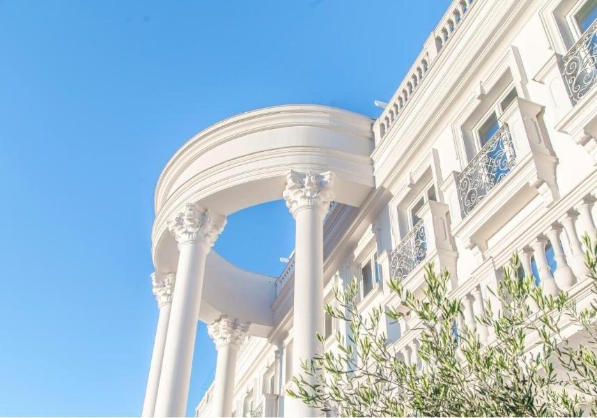 Hotel Villa Pascucci Durres Exterior photo