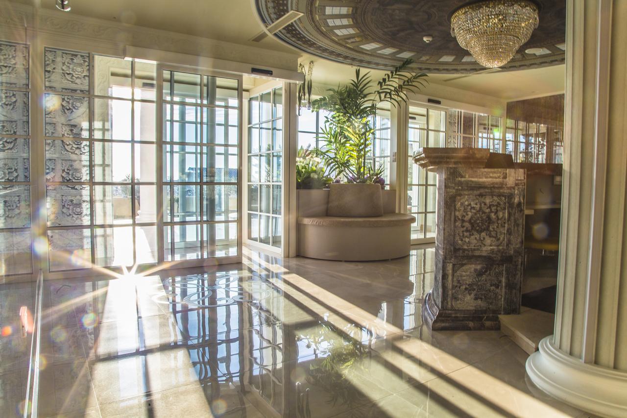 Hotel Villa Pascucci Durres Exterior photo The lobby of the hotel