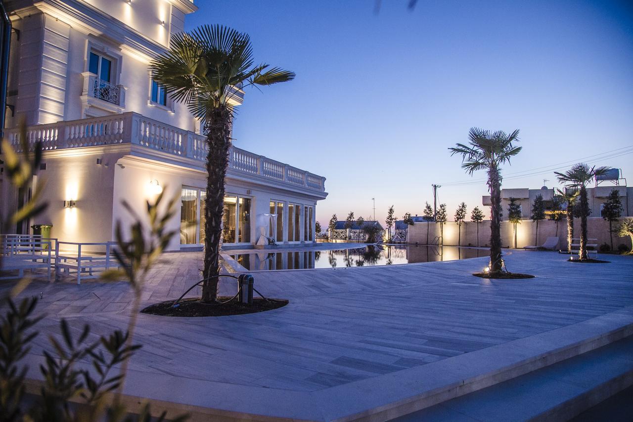 Hotel Villa Pascucci Durres Exterior photo The Marina of Porto Cervo