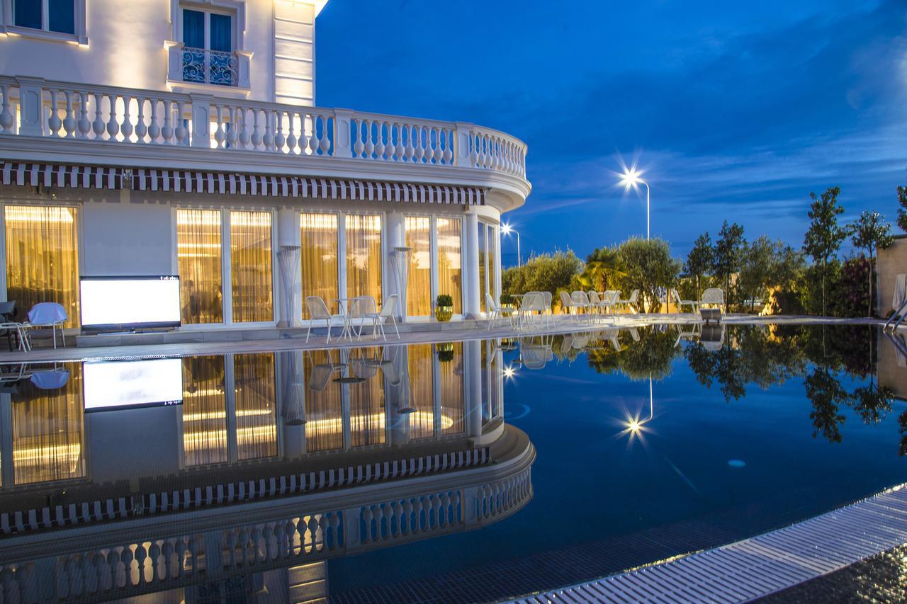 Hotel Villa Pascucci Durres Exterior photo The Grand Ballroom